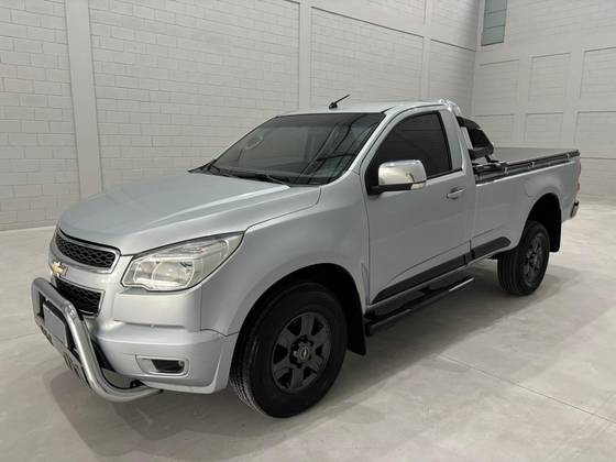 CHEVROLET S10 2.4 MPFI LT 4X2 CS 8V FLEX 2P MANUAL CHEVROLET S10 2.4 MPFI LT 4X2 CS 8V FLEX 2P MANUAL